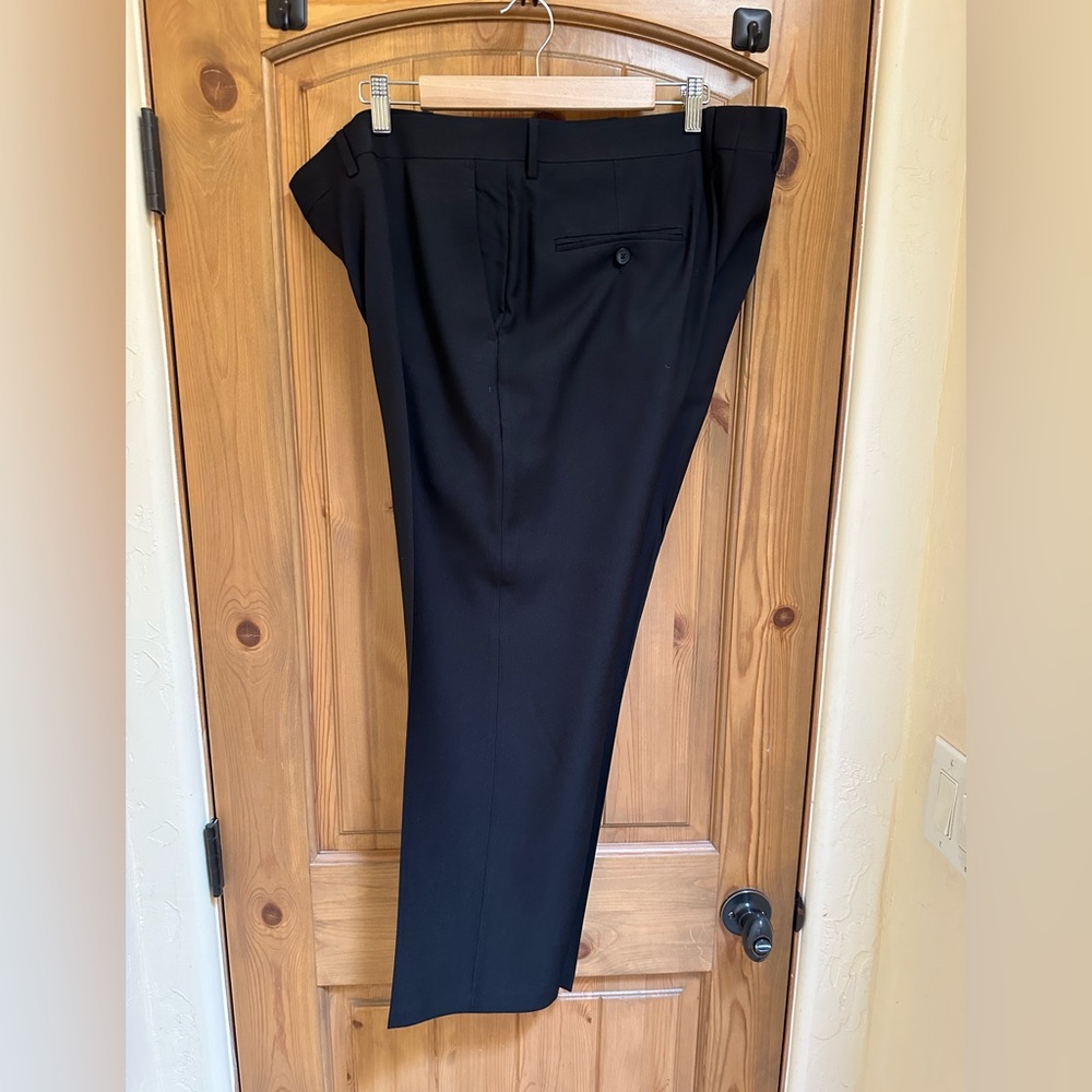 Haggar Premium Black Trousers - Picture 1 of 6